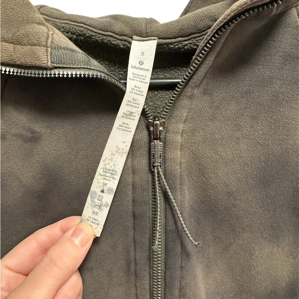 LULULEMON FULL ZIP TIE DYE HOODED SCUBA JACKET SIZE 8 - Picture 3 of 4